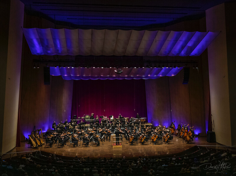 Image of the UK Symphony Orchestra on the Singletary Center stage