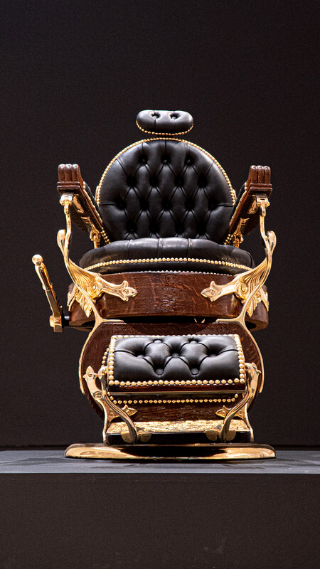Faisal Abdu’Allah, Barber Chair, 2021, antique barber chair with leather and gold plating. Courtesy of the artist.