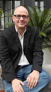 Juan Trigos Headshot