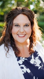 Headshot of Rachel Shane