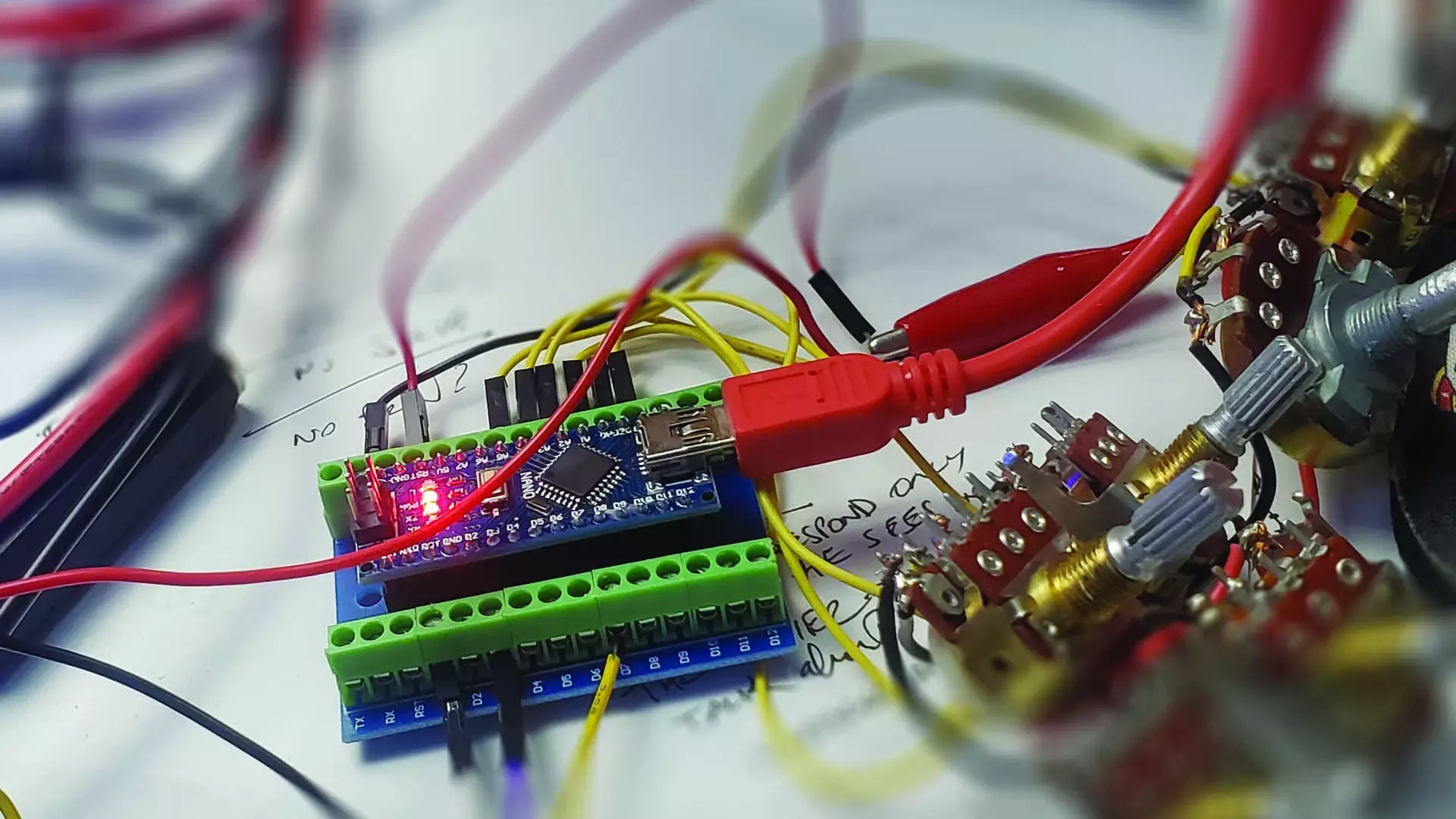 wires and circuits for digital fabrication