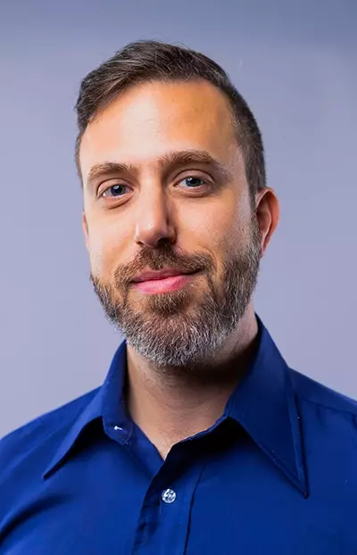 Aaron Bowling Headshot