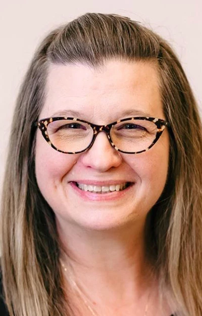 Headshot of Kelly Hamilton