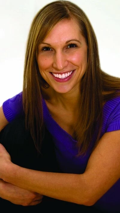 Headshot of Susie Thiel