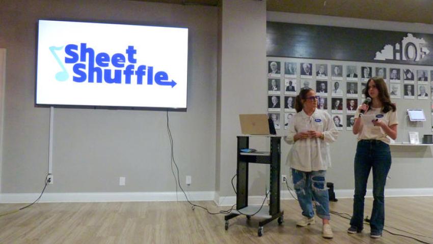 Arts Administration students make their pitch during the 2024 Fish Tank: Emerging Entrepreneurs in the Arts event. Photo provided by UK Arts Administration.