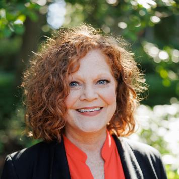Headshot of Melanie Turner