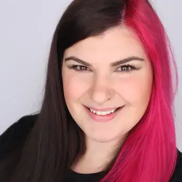 Headshot of Alicia Jay