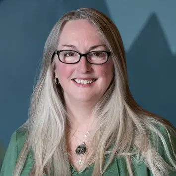 Headshot of Lee Ann Paynter
