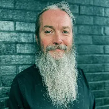 Austin Robinson Headshot