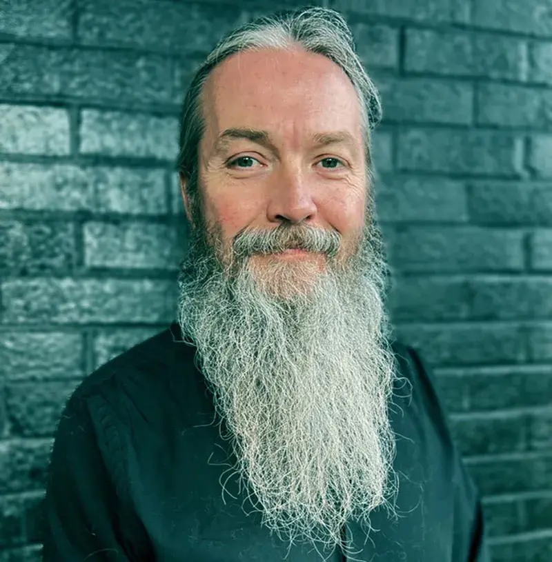 Austin Robinson Headshot