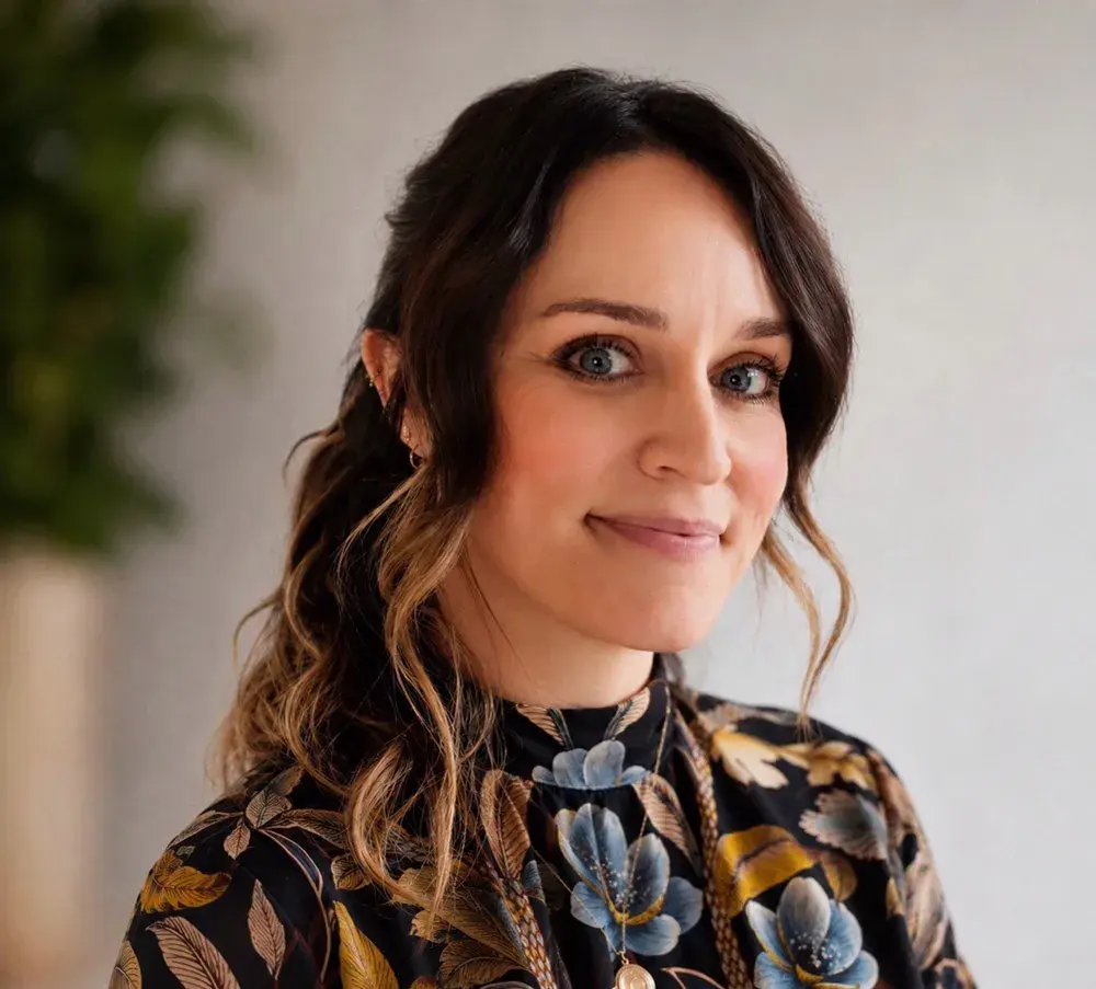 Headshot of Erin Walker Bliss